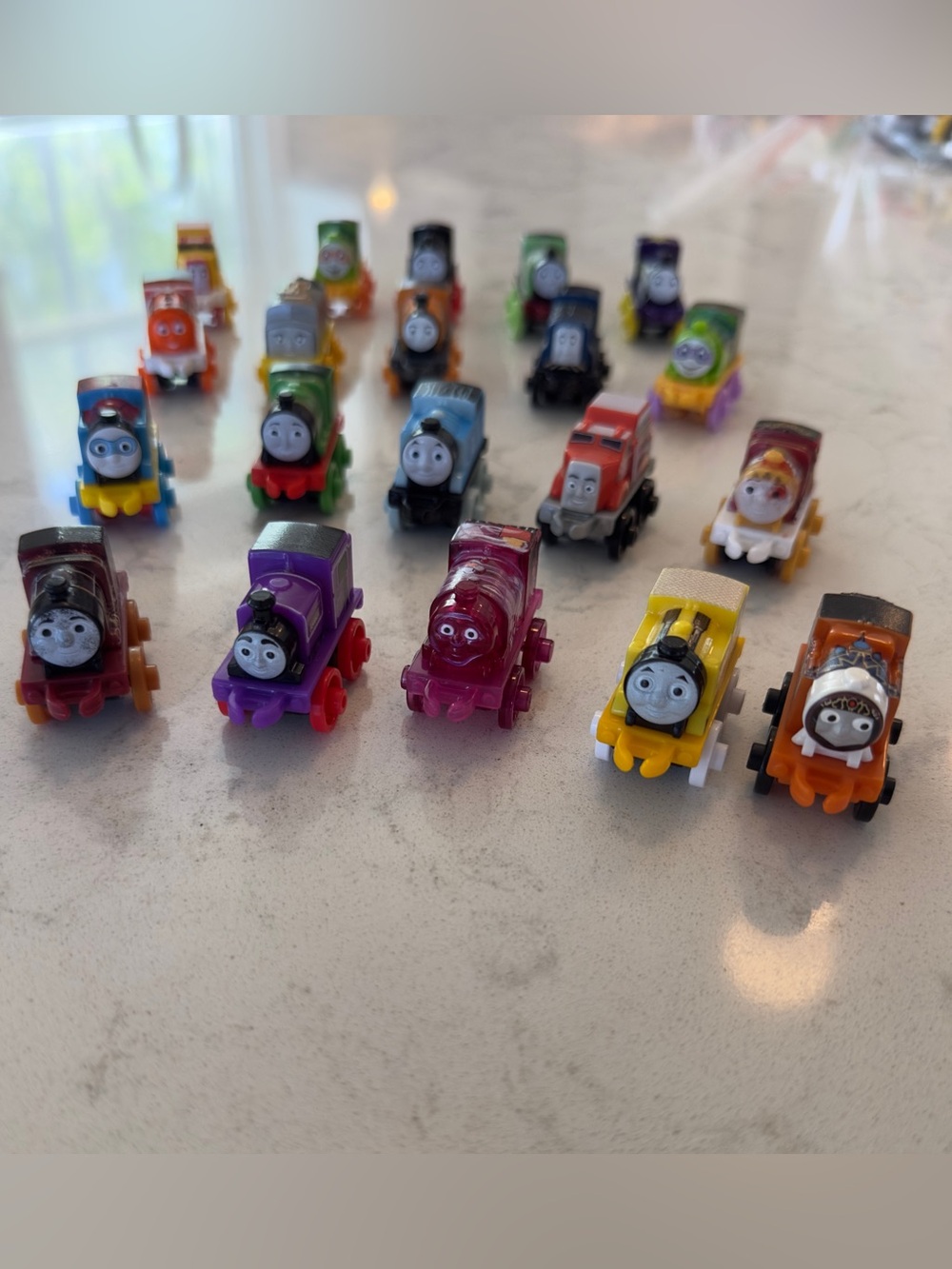 Thomas The Tank Engine Train & Friends Micro Mini Trains Lot Of 20